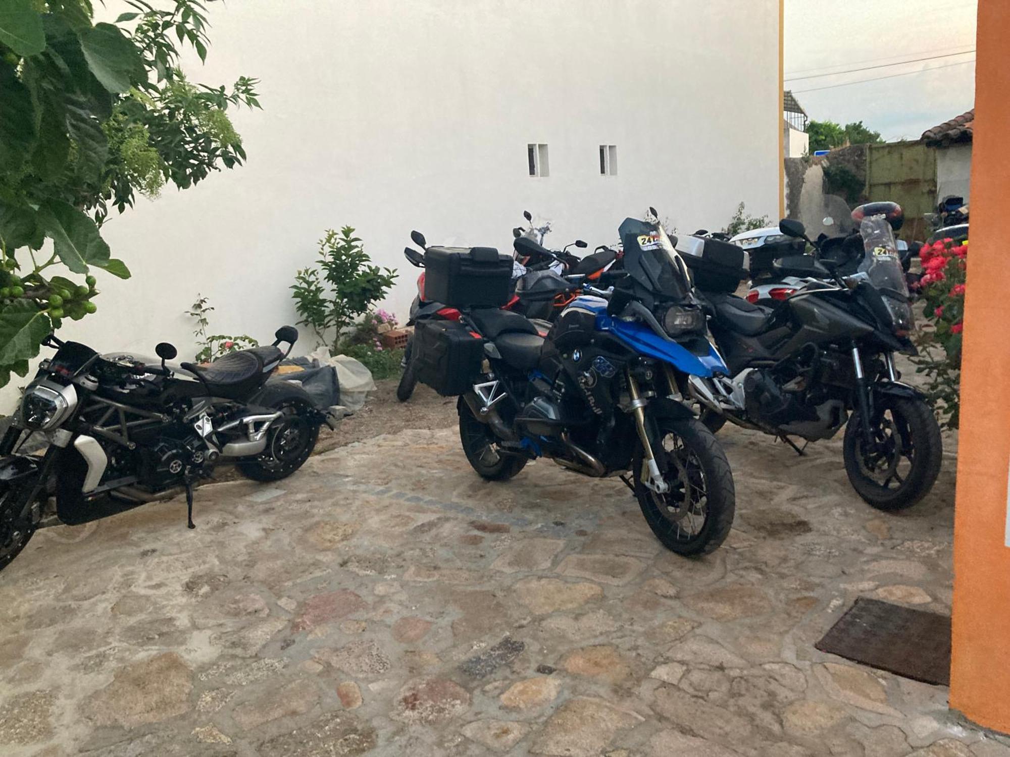 Casa Das Andorinhas Alpalhão エクステリア 写真